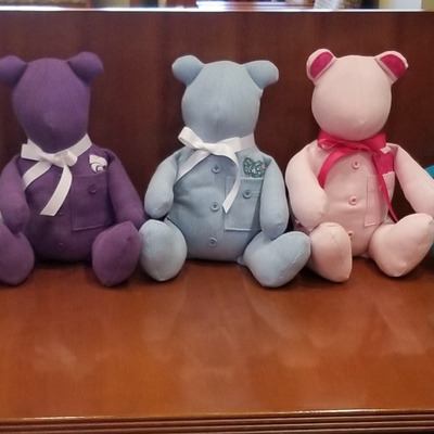 Volunteers Make Memory Bears Out Of Loved Ones Clothing